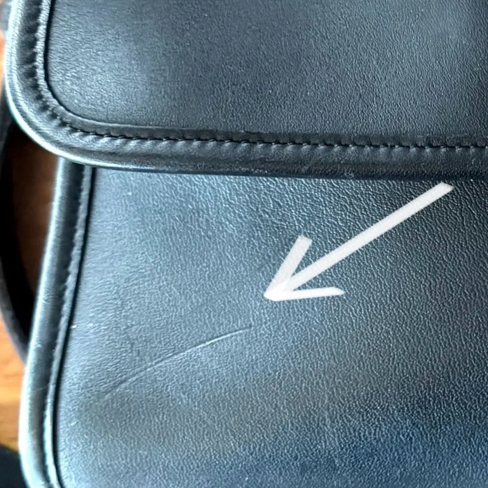 Vintage Coach Court Bag 9870 Crossbody Satchel — Black Glove-Tanned Leather - Picture 14 of 14